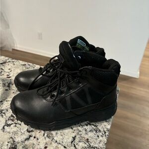 First Tactical Unisex Boots Sz W 7/ M 5